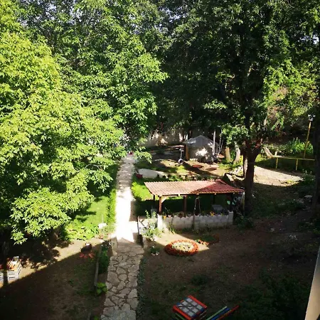 Πανσιόν къща за гости Bor, *