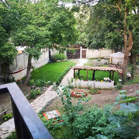 Πανσιόν къща за гости Bor,