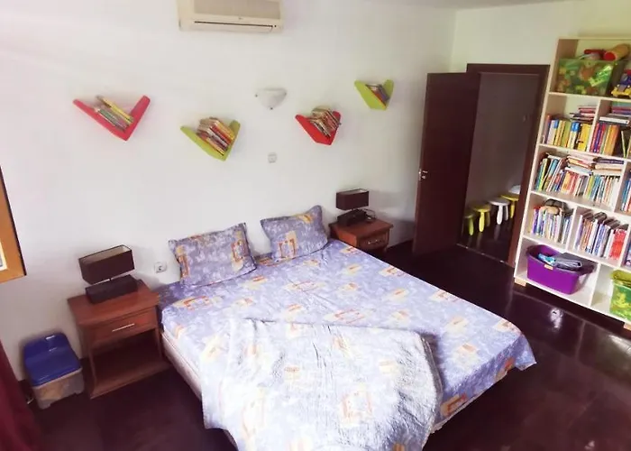 къща за гости Satori Bor, *