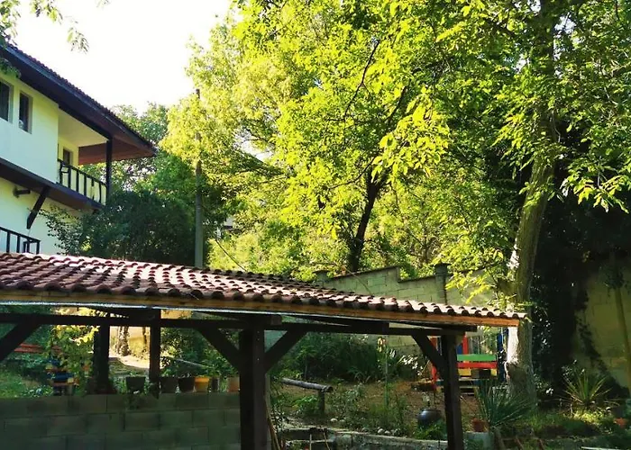 Πανσιόν къща за гости Bor, *