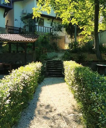 къща за гости Satori Bor, *